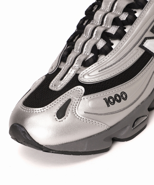 新品 newbalance スニーカー シルバー 23cm New Balance（ニューバランス） ローカットスニーカー 23.5cm シルバー