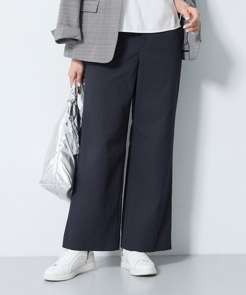 ワイドパンツ パンツ 「洗える／UVケア／SETUP可能」サッカー素材ストレートパンツ レディースの画像