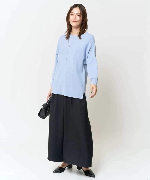 a.v.v（アー・ヴェ・ヴェ） パンツ ウール調フレアパンツ レディース