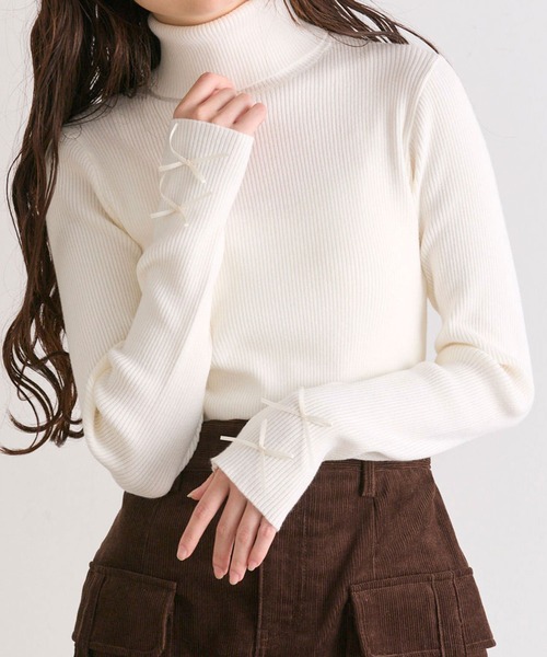 シーニュ 22AW Lili 袖フリルタートルネック ニット 白 襟裏スリット ざっくり タートル ニット Liala×PG 全3色｜lpg441-1852