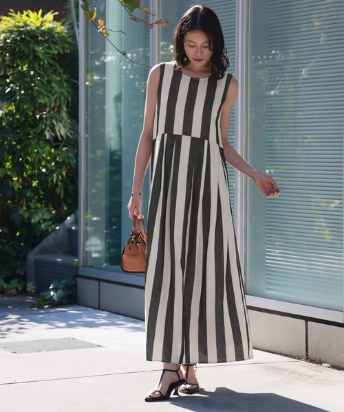 PLEATS PLEASEストライプノースリーブロングワンピース PLEATS PLEASEストライプノースリーブロングワンピース レディース