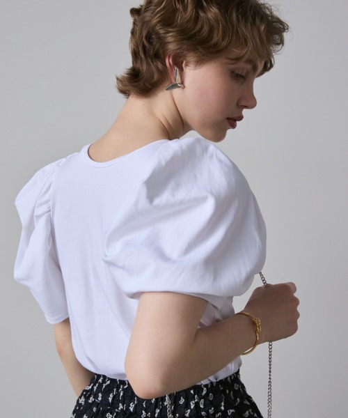 ホワイト パフスリーブ Tシャツ Bershka ホワイト パフスリーブ Tシャツ - メルカリ