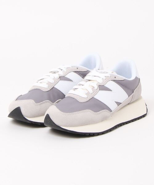 「New Balance」 ローカットスニーカー 24.5cm ブラック レディース_画像2