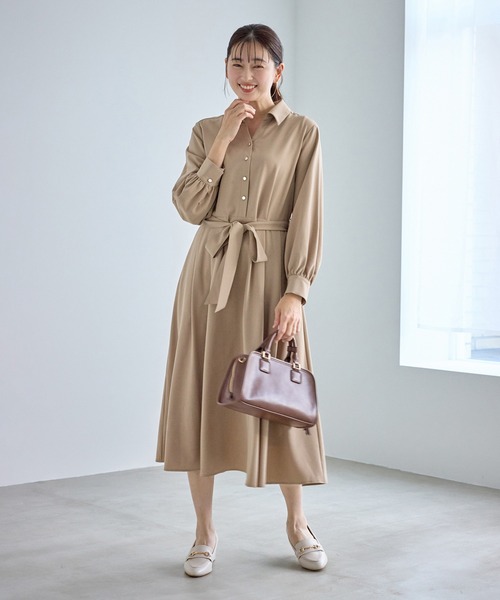 45R シャツワンピース　プリーツ リボンベルト リネン混 ベージュ R刺繍 45R シャツワンピース プリーツ リボンベルト リネン混 ベージュ R刺繍