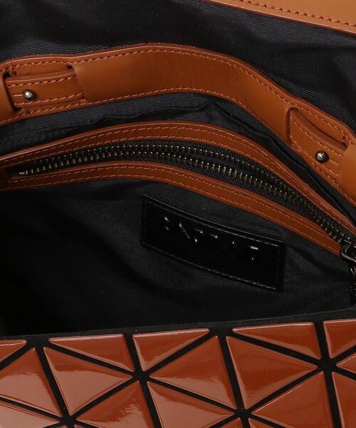 「BAO BAO ISSEY MIYAKE」 ショルダーバッグ - ブラウン レディース_3