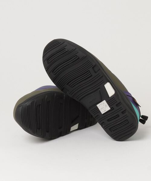 【関税込み】Suicoke ベージュ PEPPER-Mod-Ev ローファー Suicokeのベージュ PEPPER-Mod-Ev ローファーがセール中