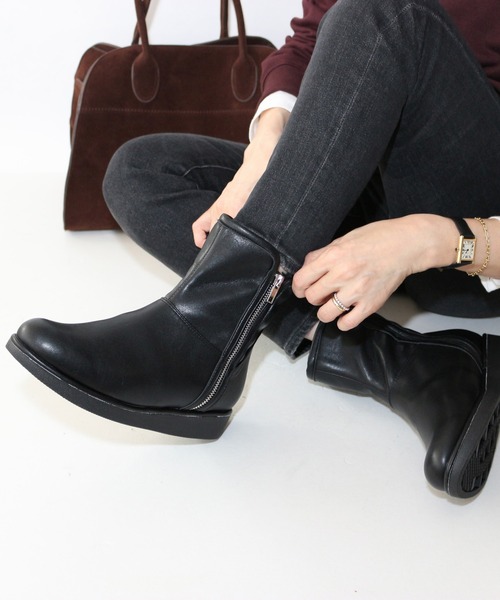 Fin（フィン） ブーツ サイドジップショートブーツ「低反発スポンジ