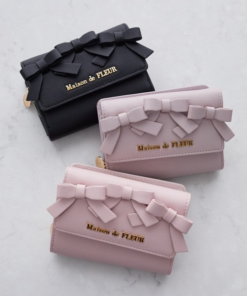 Maison de FLEUR リボン付き三つ折り財布 Maison de FLEUR 財布 ハンドル付きリボンウォレット レディース