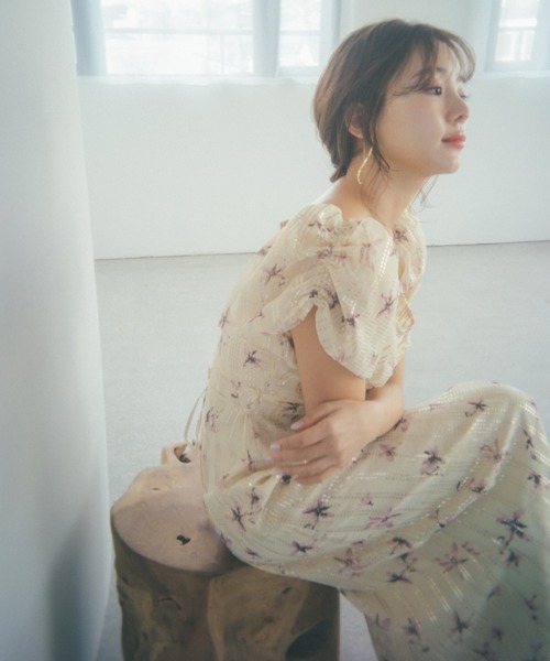 SNIDEL ワンピース ラメドビーシフォンプリントワンピース