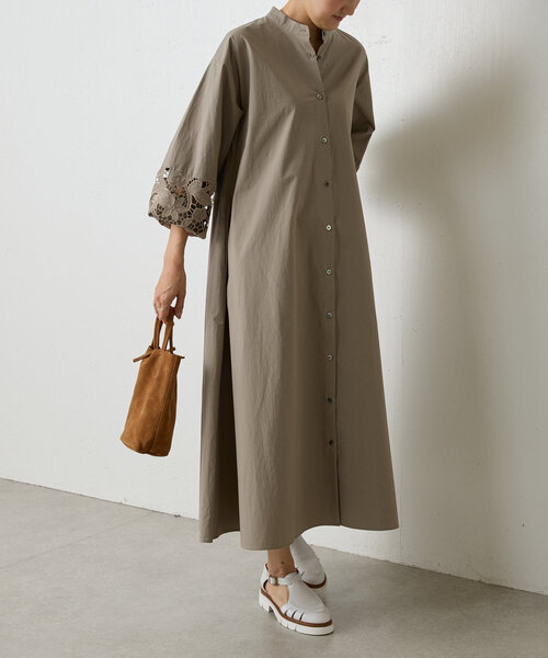 アイボリー レース シャツワンピース tocco closet（トッコ クローゼット）の「ベルト付き配色ケープ