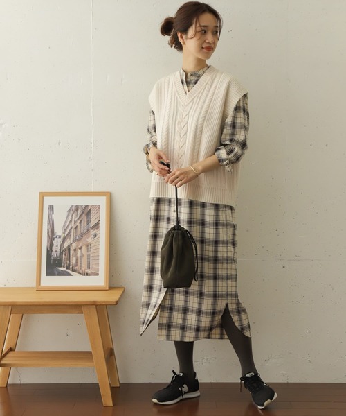 「URBAN RESEARCH DOORS」 Vネックニット ONE アイボリー レディース_画像5