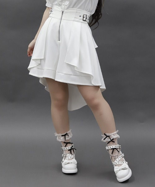 axes femme POETIQUE パンツ バッスルデザインショートパンツ