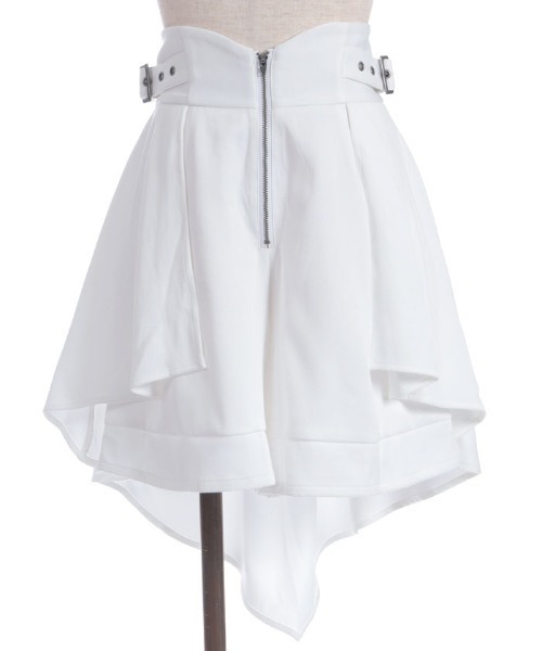 POETIQUE バッスルデザインショートパンツ バッスルデザインショートパンツ | POETIQUE | axes femme