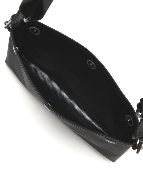 PEARLY GATES ブラックショルダーバッグ PEARLY GATES（パーリーゲイツ） ショルダーバッグ 「PEARLY GATES