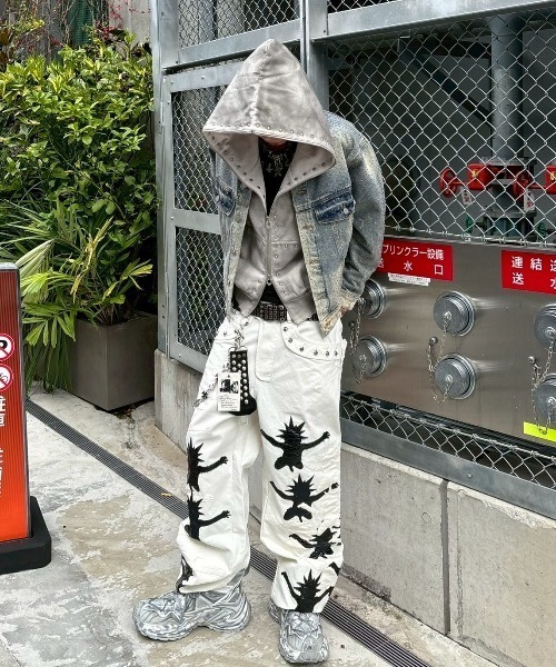 DIG YOUR OWN GRAVE パーカー 「DIG YOUR OWN GRAVE」FULLZIP STUDDED