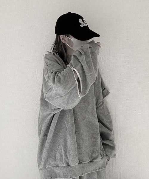 YACA（ヤーカ） トレーナー スウェット Cutting Damage Sweat