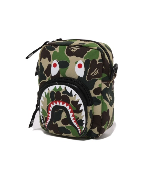 A BATHING APE（アベイシングエイプ） ショルダーバッグ FREE ブルー