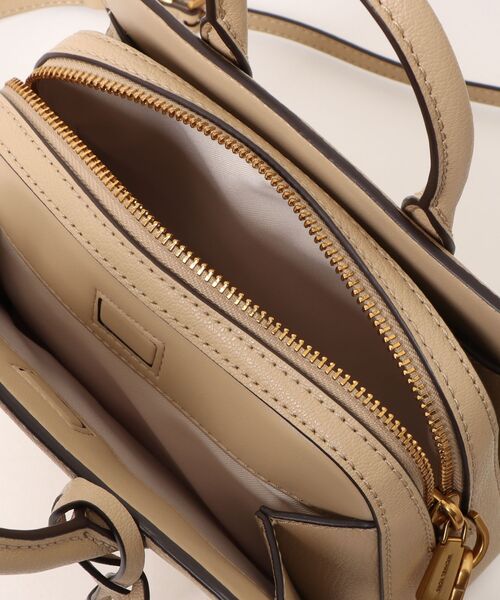 MICHAEL KORS（マイケルコース） ショルダーバッグ バッグ LAILA ぺ