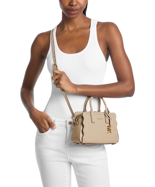 MICHAEL KORS（マイケルコース） ショルダーバッグ バッグ LAILA ぺ