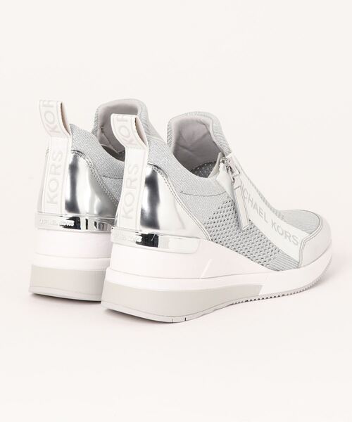 「MICHAEL KORS」 ローカットスニーカー 6 シルバー 여성 (6/7)