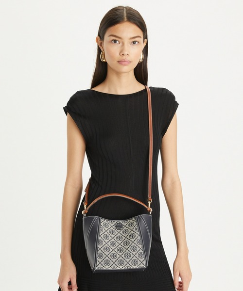 【未使用級】 トリーバーチ ショルダーバッグ カメラバッグ 黒 マックグロー TORY BURCH トリーバーチ ショルダーバッグ レディース マック