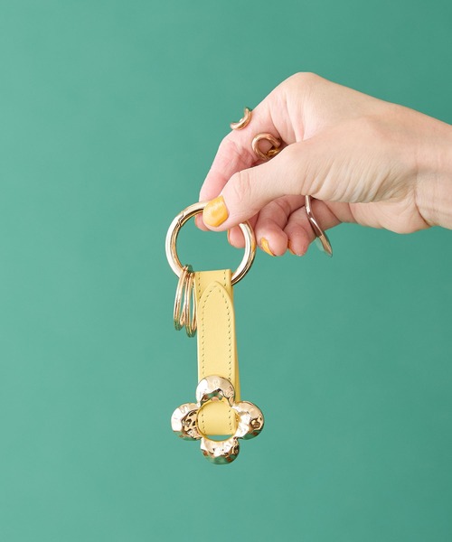 Hashibami（ハシバミ） キーホルダー 「HASHIBAMI」フラワーバックル