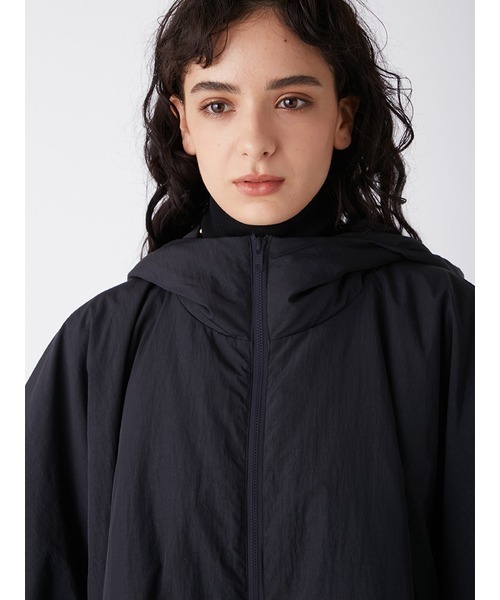 美品 ミラオーウェン MilaOwen ダウンポンチョ 黒 ONE ミラオーウェン 22AW サスティナブルサイドリボンダウンポンチョ