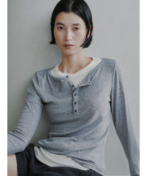 miesrohe デザインカラーカットソートップス MIESROHE（ミースロエ） tシャツ レイヤードデザインカットトップス
