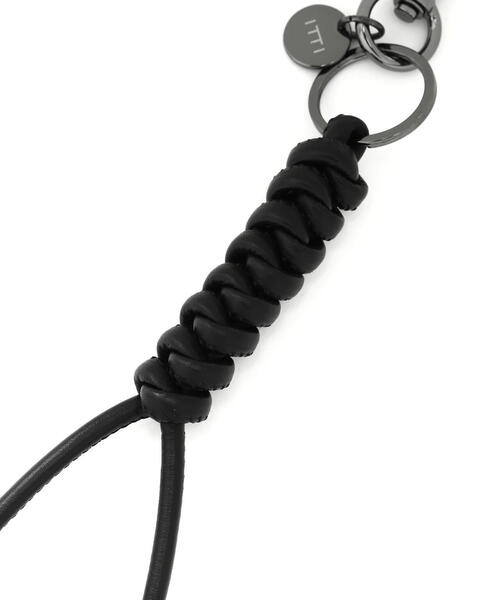 ITTI（イッチ） キーホルダー ITTI/イッチ/CRISTY SNAKE KNOT CHARM BK
