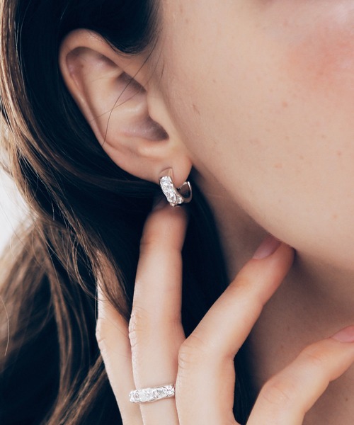 whoseA（フーシー） ピアス 「silver925」Sway Hoop Pierce / スウェイ