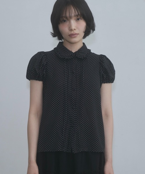 FEKETE（フェケテ） ブラウス シャツ dot frill puff sleeve blouse