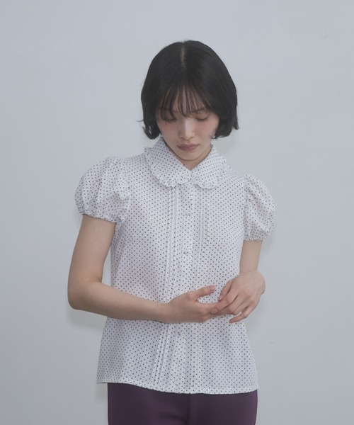 FEKETE（フェケテ） ブラウス シャツ 半袖 dot frill puff sleeve