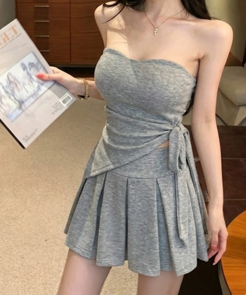 NoBelle セットアップ 夏 チューブトップデコルテライン プリーツ