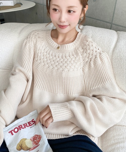 moment+ ニット セーター 求心ケーブル編みニットプルオーバー