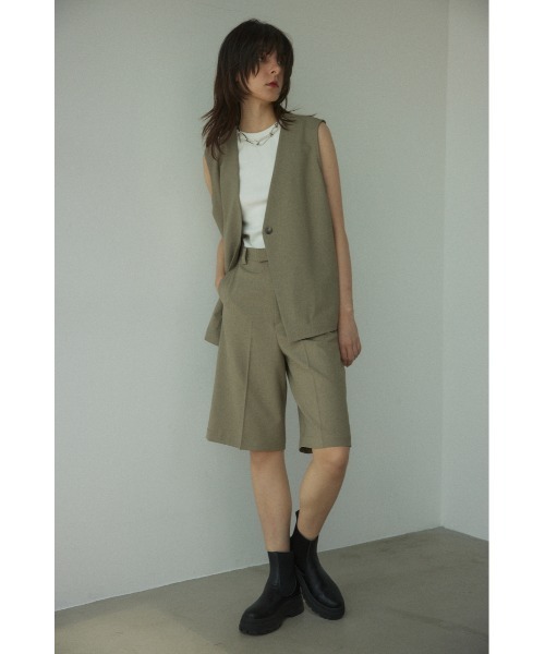 BLACK BY MOUSSY パンツ center press short pants（センター