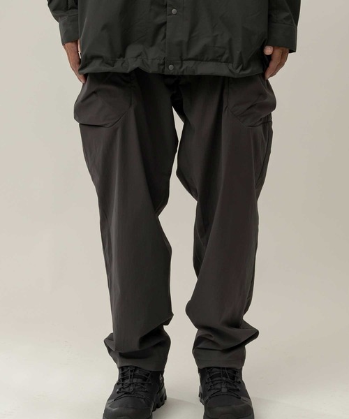 アルクフェニックス　パンツ デイパック並みの収納力を誇るアルクフェニックスのパンツが