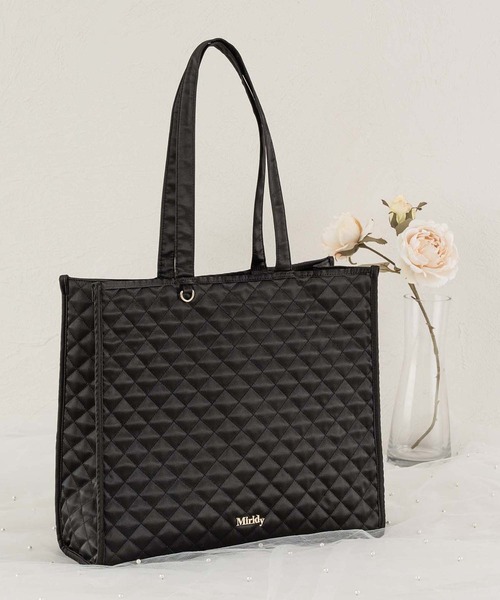 ☆人気☆ VALENTINO キルティング アダトートバッグ ☆人気☆ VALENTINO キルティング アダトートバッグ