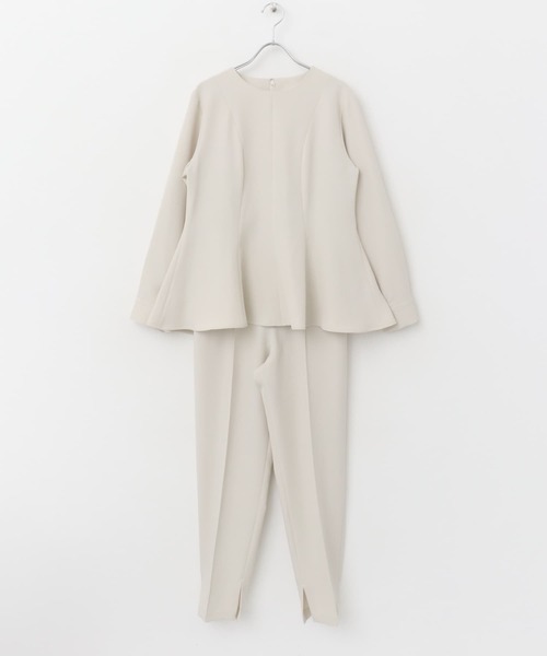 ペプラムブラウス パンツセット セットアップ パールブラウス テーパードパンツ Flolia セットアップ タックパールペプラムプリーツブラウス