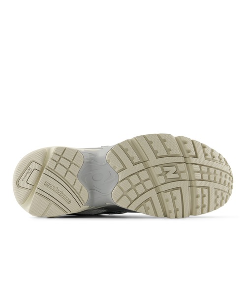 【最終値下げ】new balance ニューバランス ML725 CG D New Balance ニューバランス ML725 CG D スニーカー ： ホワイト