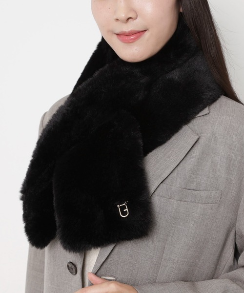 FURLA/未使用/ブラックフェイクファー ファーティペット マフラー FURLA（フルラ） マフラー ストール フェイクファーマフラー 差し込み