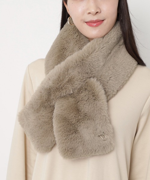 FURLA（フルラ） マフラー ストール フェイクファーマフラー 差し込み