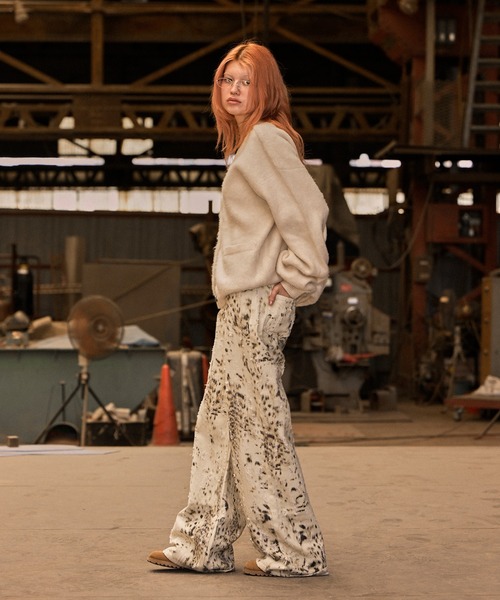 aclent アニマルパターンJ/Wワイドストレートパンツ アニマルパターンJ/Wワイドストレートパンツ｜ACLENT（アクレント）