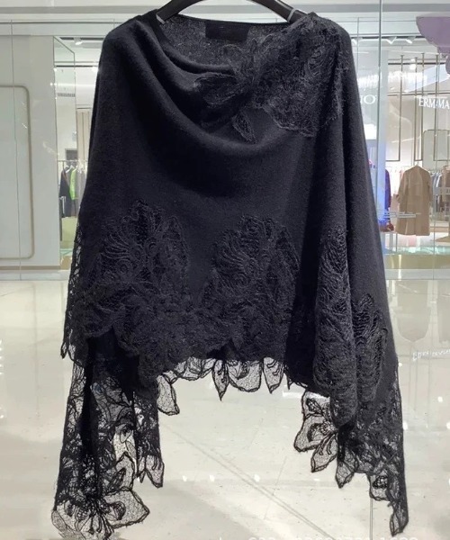 ⭐マリアーニ⭐レースポンチョ新品⭐size11号⭐70%オフ⭐MALIANI⭐ Lana821 ポンチョ レースデザイン ロマンティックポンチョ レディース