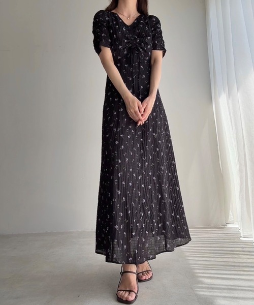 JUNOAH（ジュノア） ワンピース 半袖 フラワー柄ドロストフレア