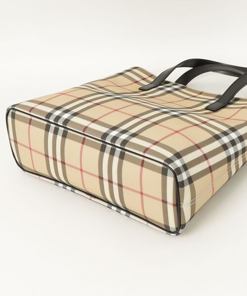 BURBERRY（バーバリー） ノバチェック ハンドバッグ - ベージュ