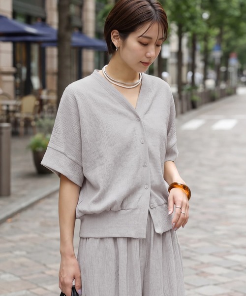 tシャツ エンボスカットソーパンツセットアップ レディースの画像
