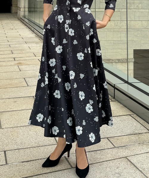 ワンピース JENNEフラワーワンピースの画像