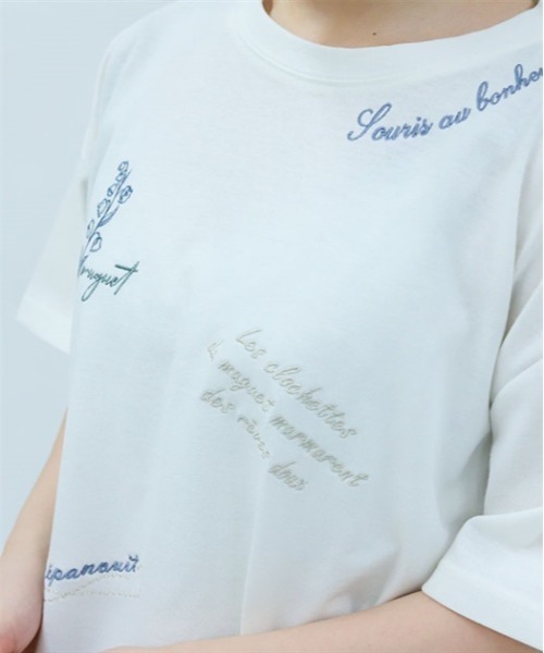 t出品 axes femme tシャツ 吸水速乾ランダム鈴蘭刺繍T レディース