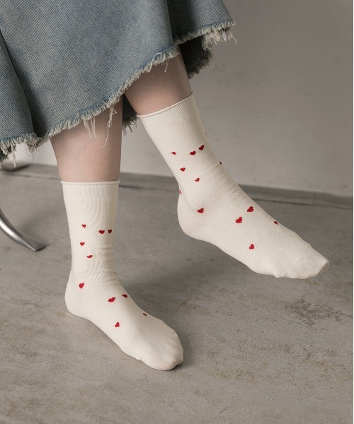ad thie（アドティエ） 靴下 ミニハート刺繍 ソックス レディース