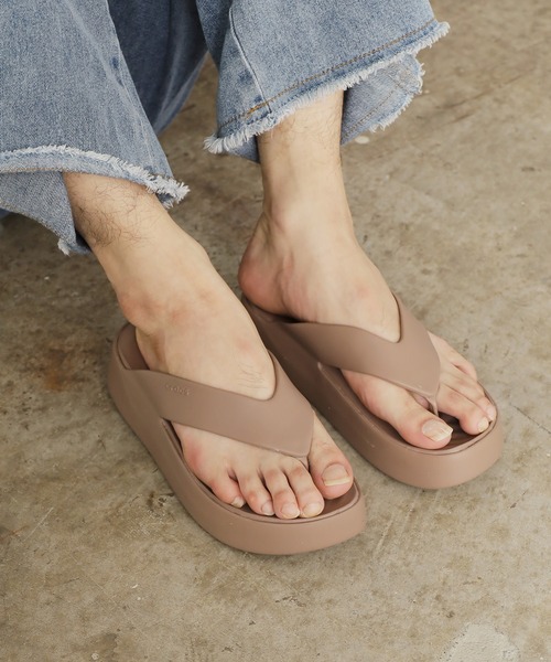 ☆CROCS☆ Getaway Plat form Flip 男女兼用 韓国発 大人気 Getaway Platform Flip - Crocs